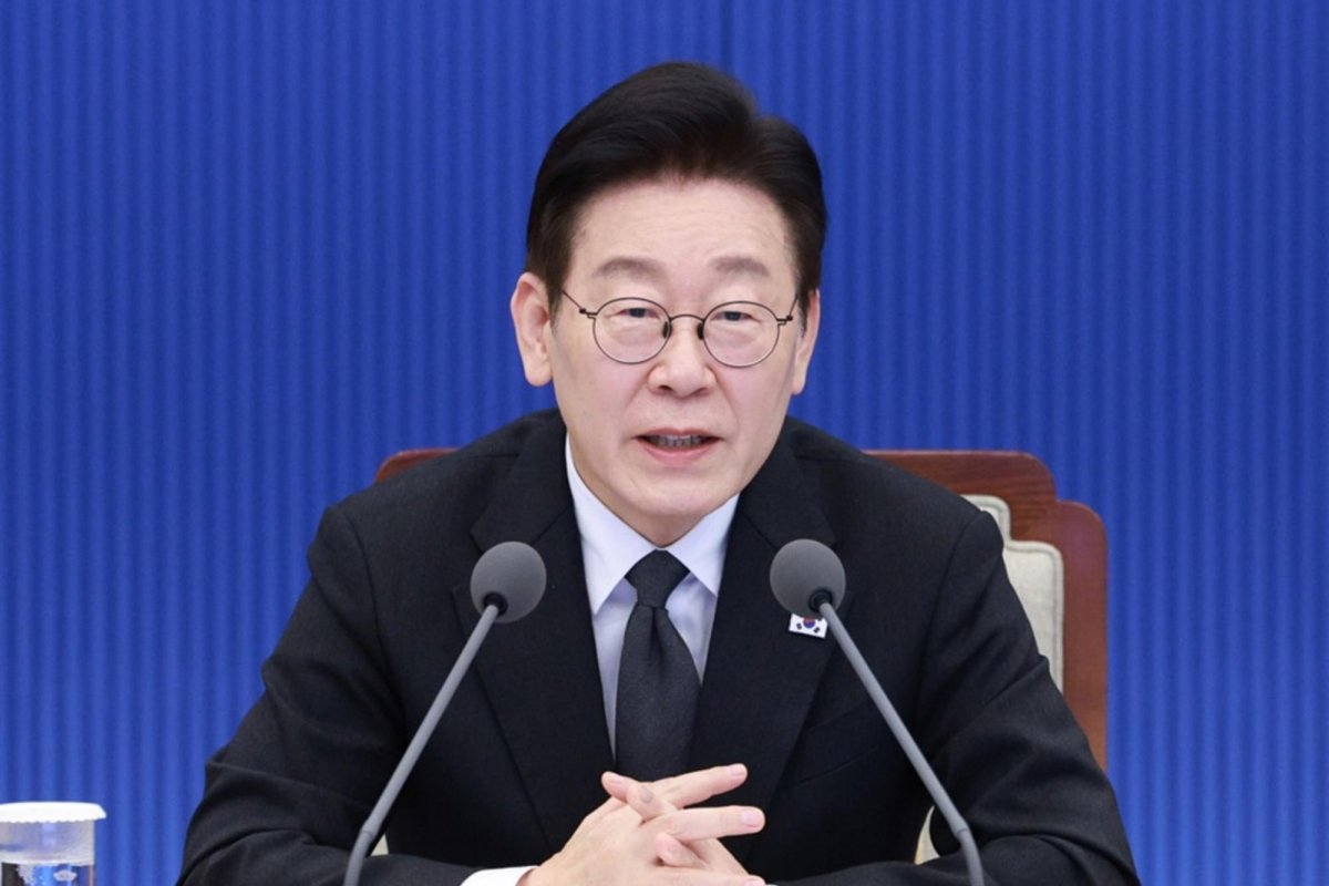 Blue House aides begin selling homes amid Lee anti-speculation push