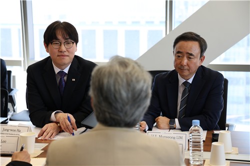 (2nd LD) AMD CEO discusses AI ties with S. Korean gov't, businesses