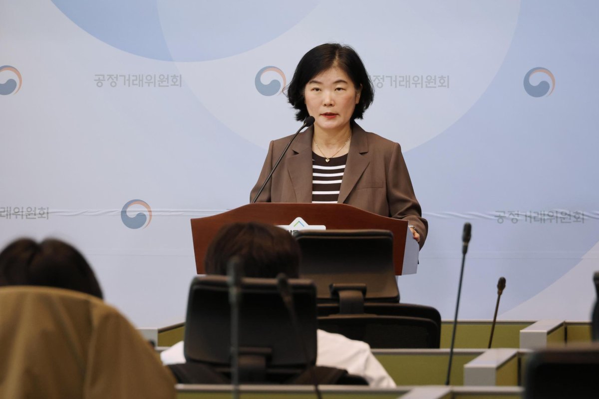 South Korea fines barbecue franchisor over family-linked lenders